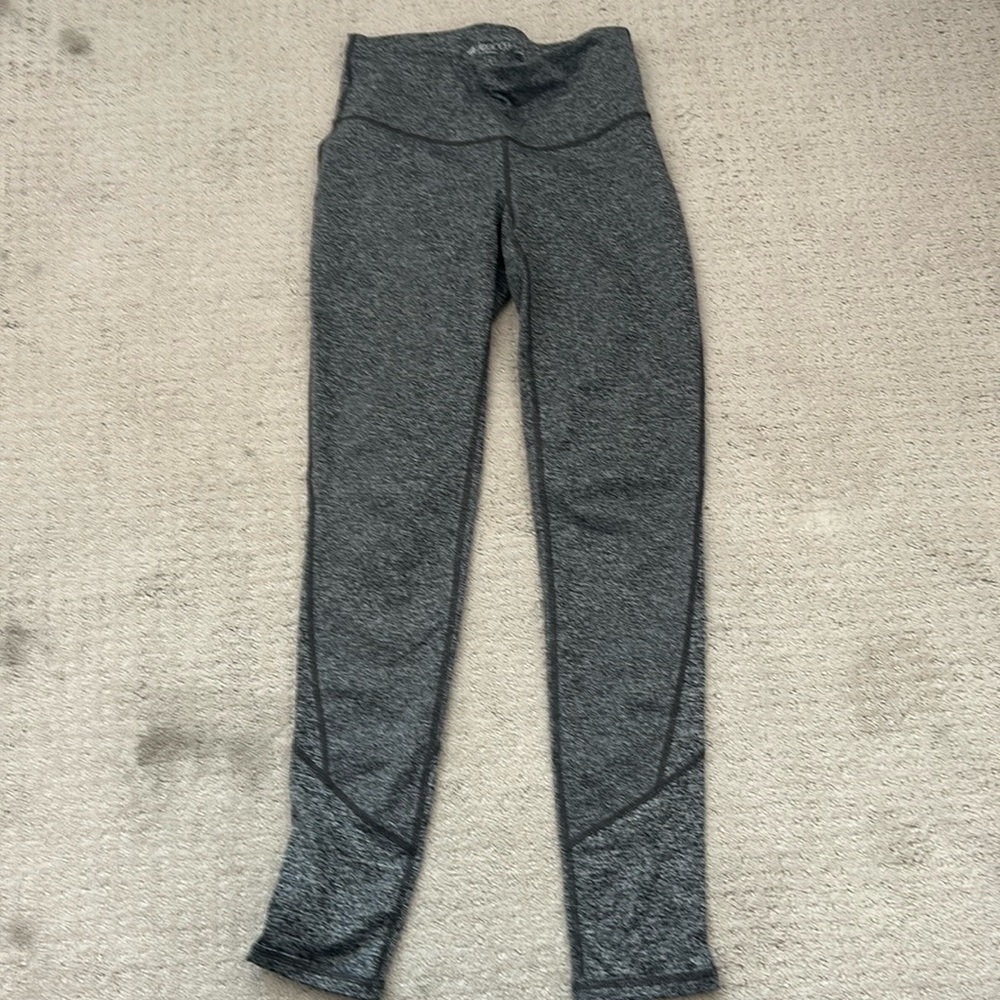 Ideology leggings